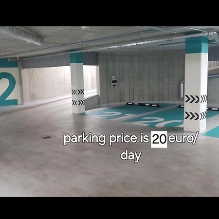 Happy Inn Egle, Self Check-In-24-7, A-C, Parking-In-The-Underground-Garage VNO Extérieur photo